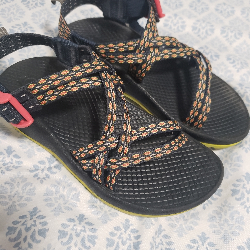 Girls Chaco Size 13